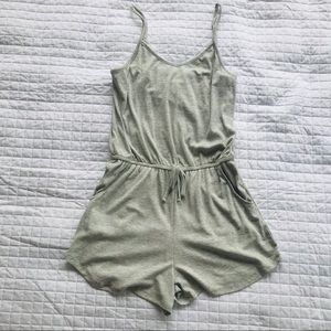 🔥 3 for $25 🔥 Mossimo Grey/White Striped Romper